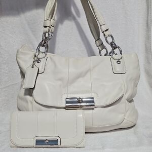 Elegant White Leather Shoulder Bag with Silver Details Price comes with wallet!!